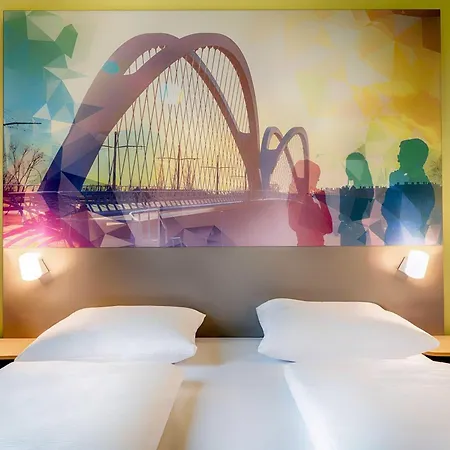 Hotel B&B Hotel Kehl 3*