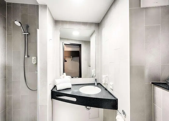 호텔 B&B Hotel Kehl 3*