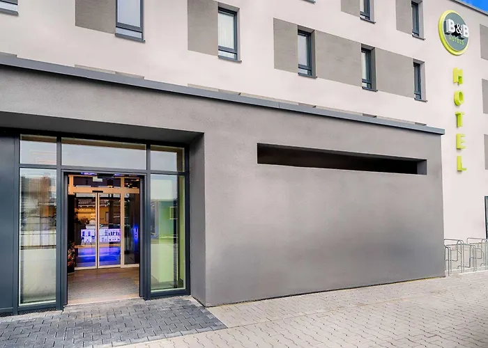 B&B Hotel Kehl 호텔