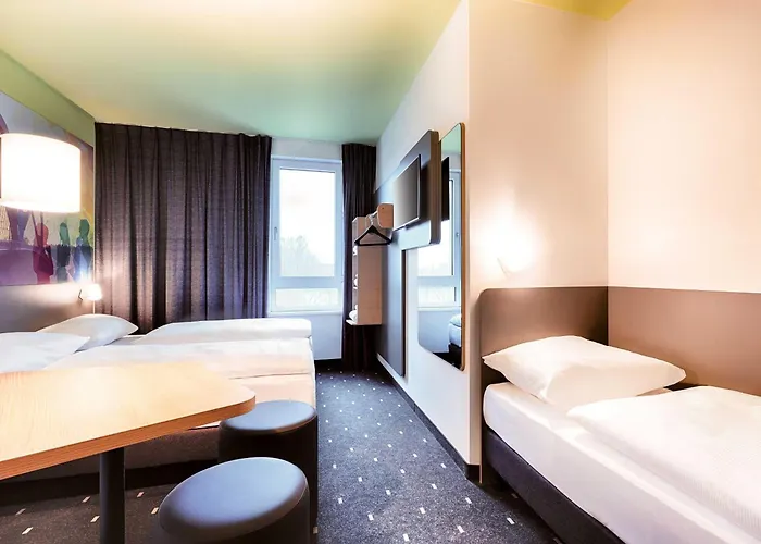 B&B Hotel Kehl 호텔 3*